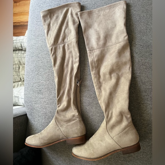 Steve Madden Odessa boots - Picture 1 of 5
